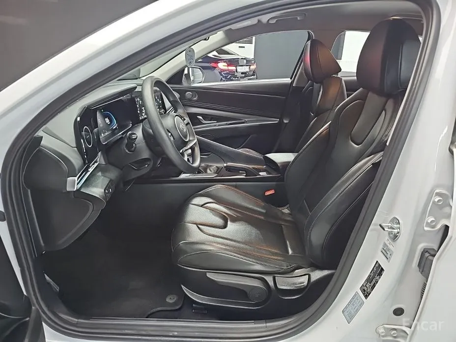 Hyundai Avante 2023 1.6