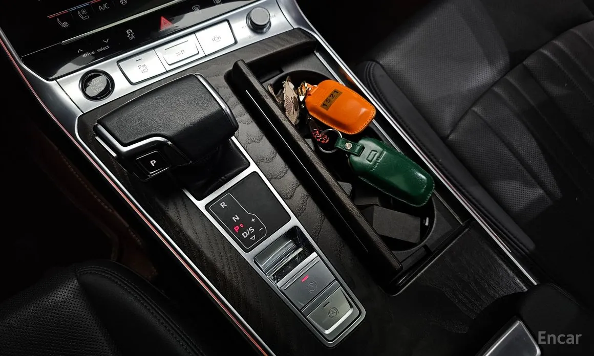 Фото 9 - Audi A6