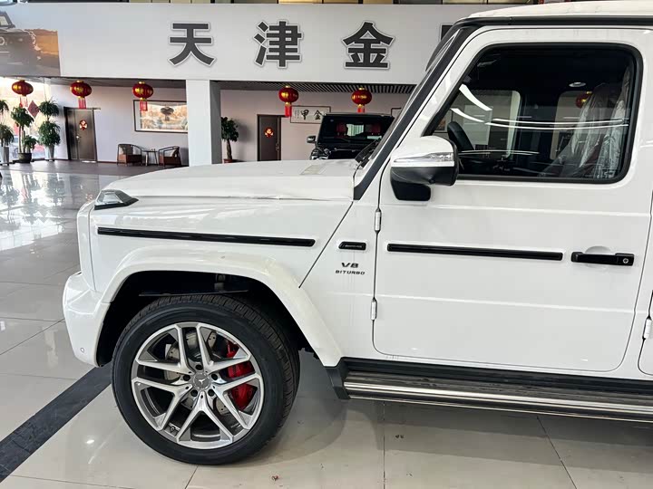 Фото 16 - Mercedes-Benz G-Class AMG