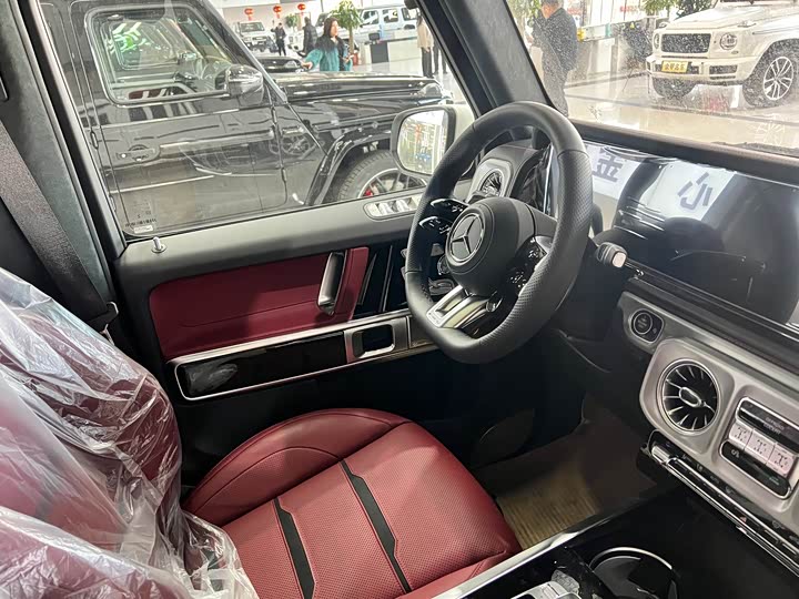 Фото 32 - Mercedes-Benz G-Class AMG