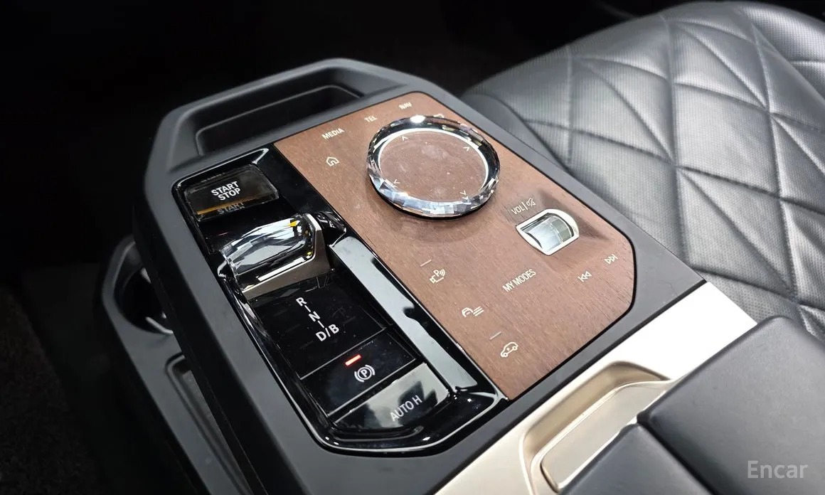 BMW iX 2021 xDrive50 Sports Plus