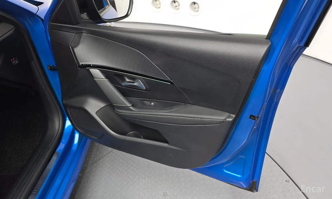 Peugeot 208 2020 GT