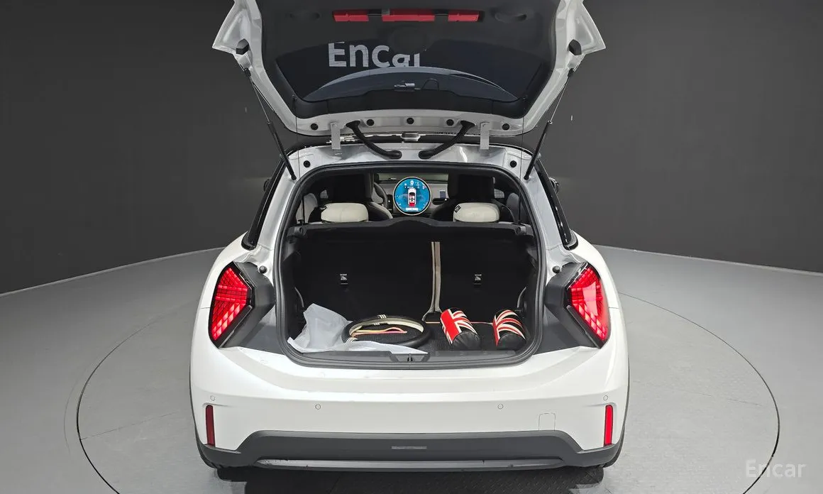 Mini Cooper 2024 Favoured