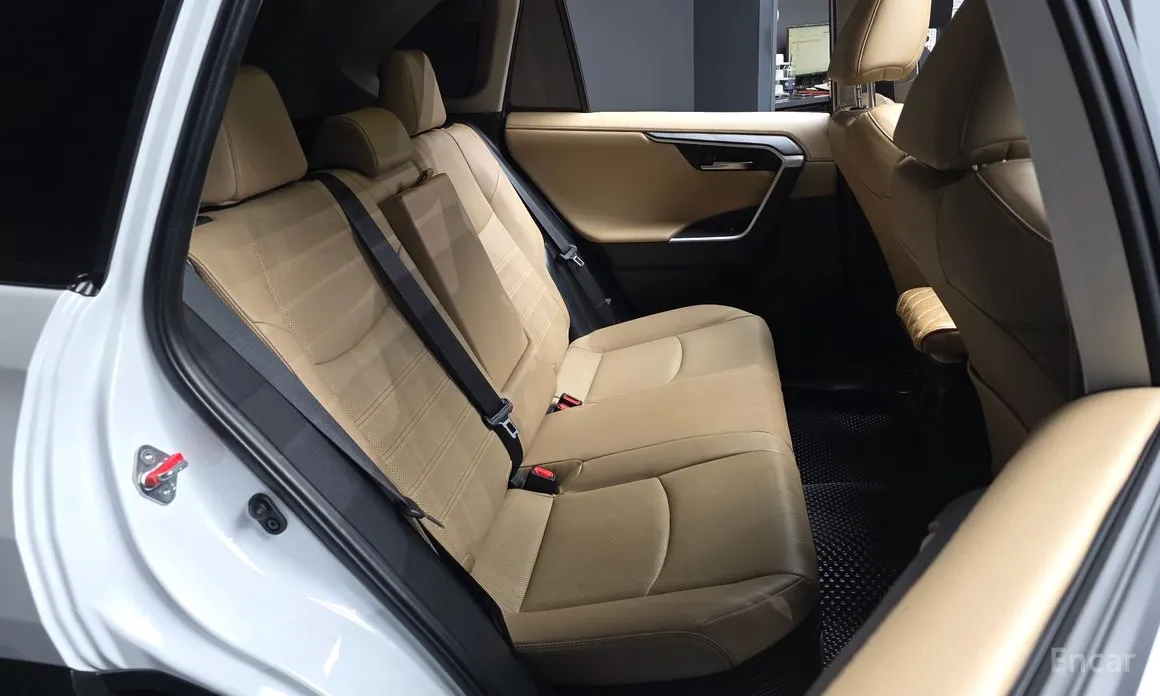 Toyota RAV4 2019 2,5 4WD Hybrid LTD