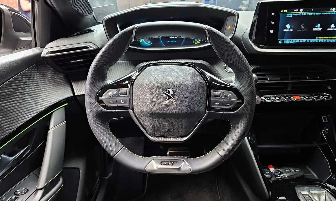 Peugeot 208 2020 GT