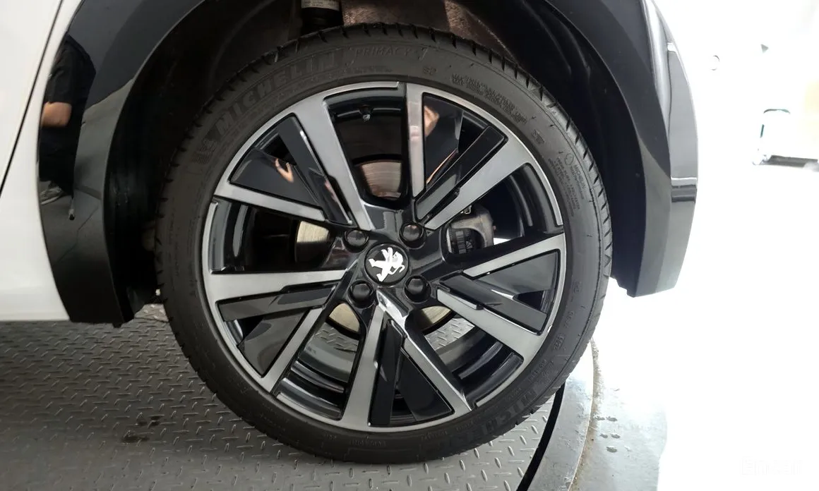 Peugeot 208 2020 GT