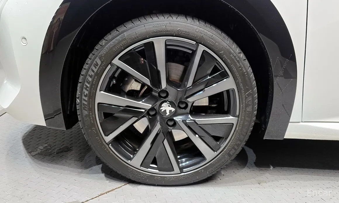 Peugeot 208 2020 GT