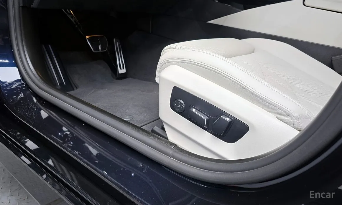 BMW 5 Series 2023 520i M Sport