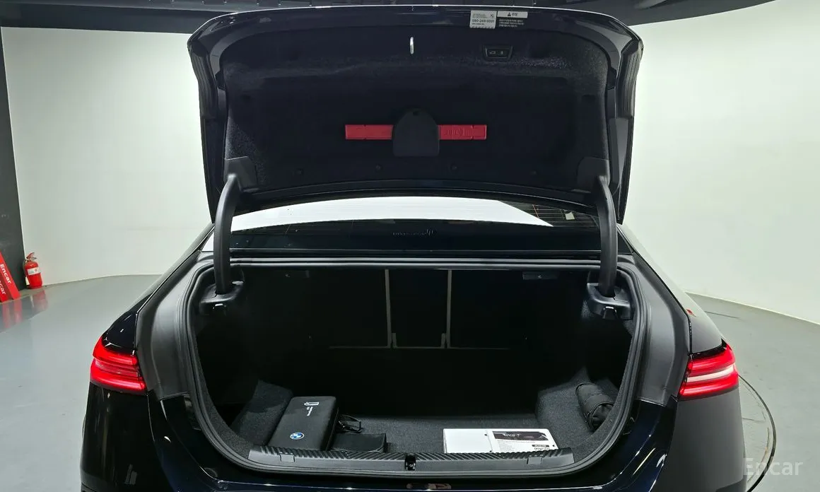 BMW 5 Series 2023 520i M Sport