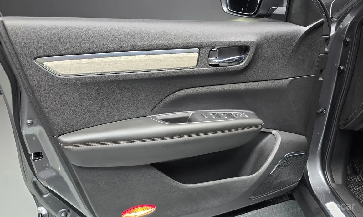 Фото 24 - Renault QM6