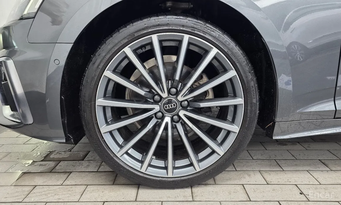 Фото 5 - Audi A5