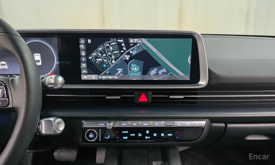 Photo 13 - Hyundai Ioniq 6