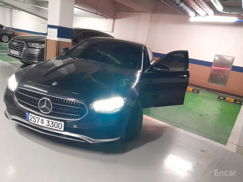 Фото 1 - Mercedes-Benz E-Class
