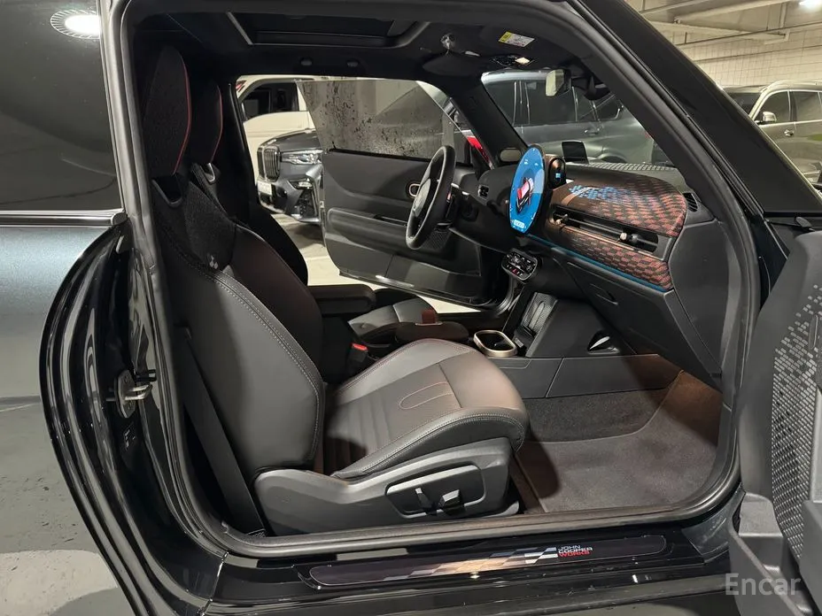 Mini Cooper 2024 JCW