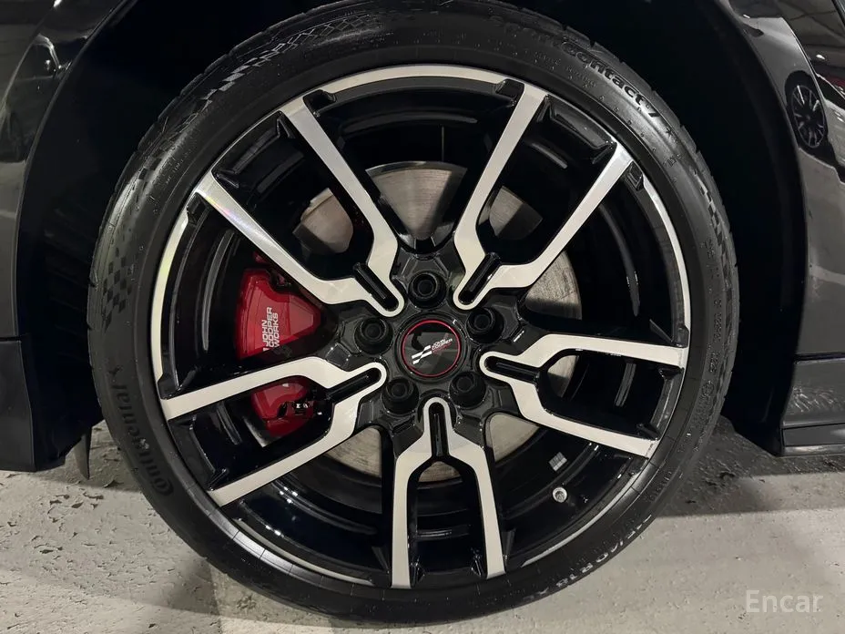 Mini Cooper 2024 JCW