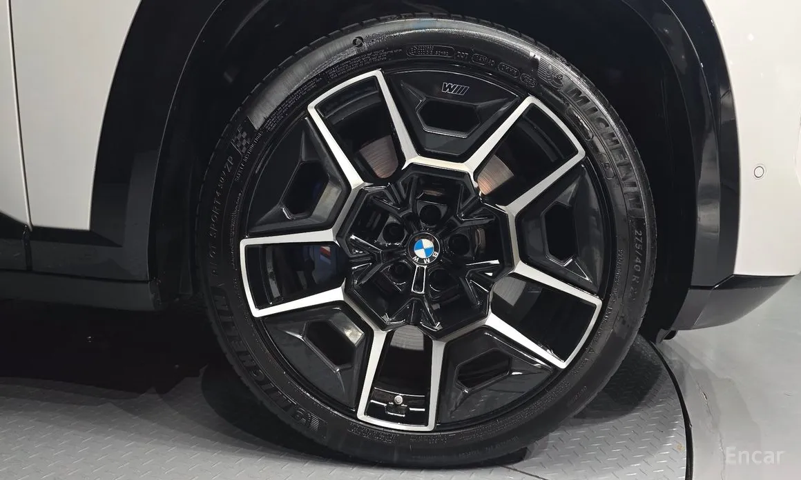 2023 BMW XM