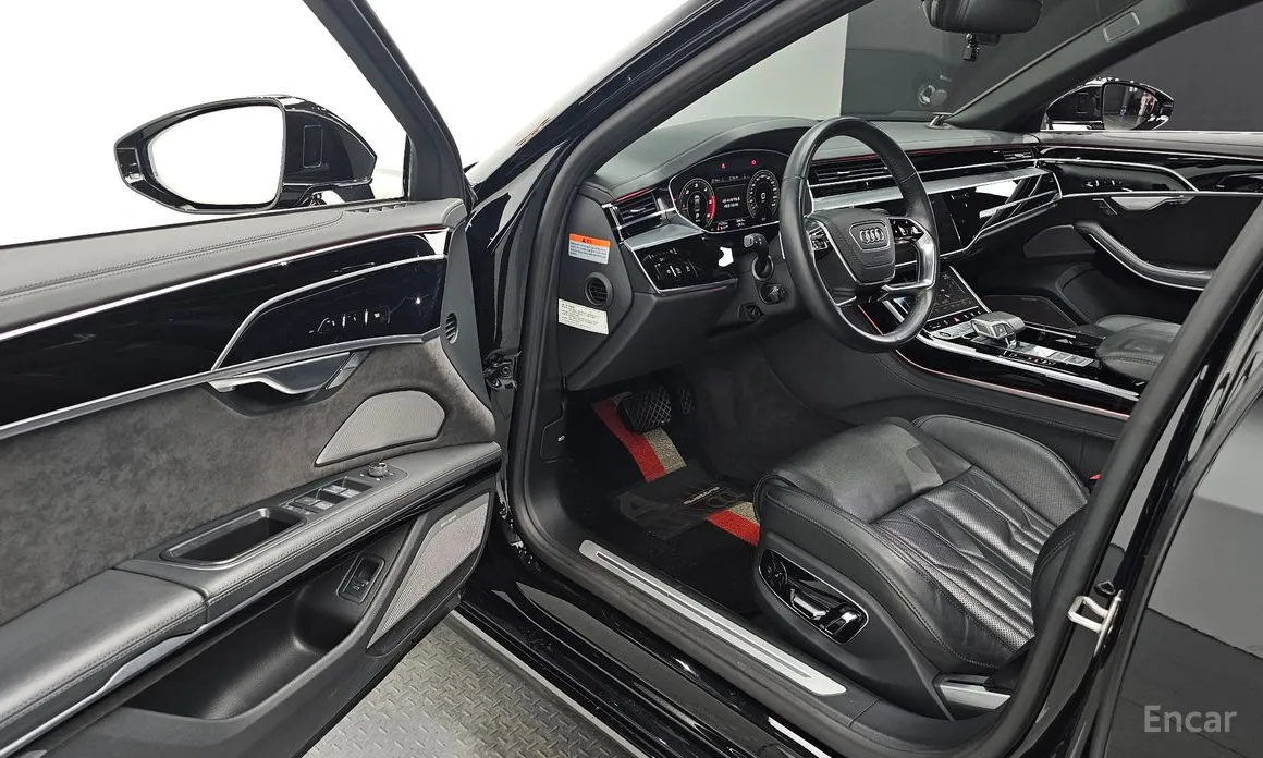 Фото 11 - Audi A8