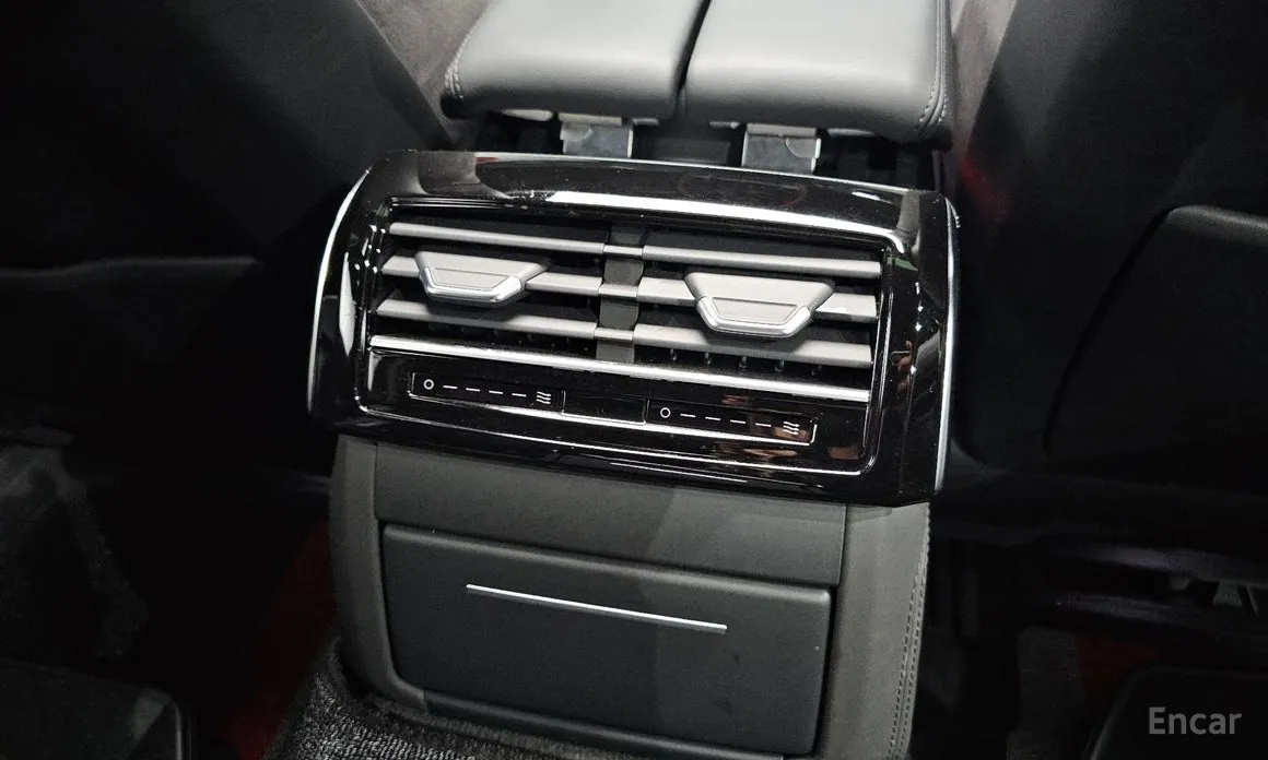 Фото 31 - Audi A8