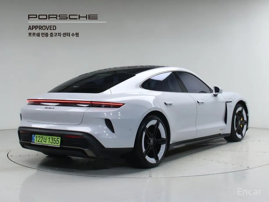 2020 Porsche Taycan