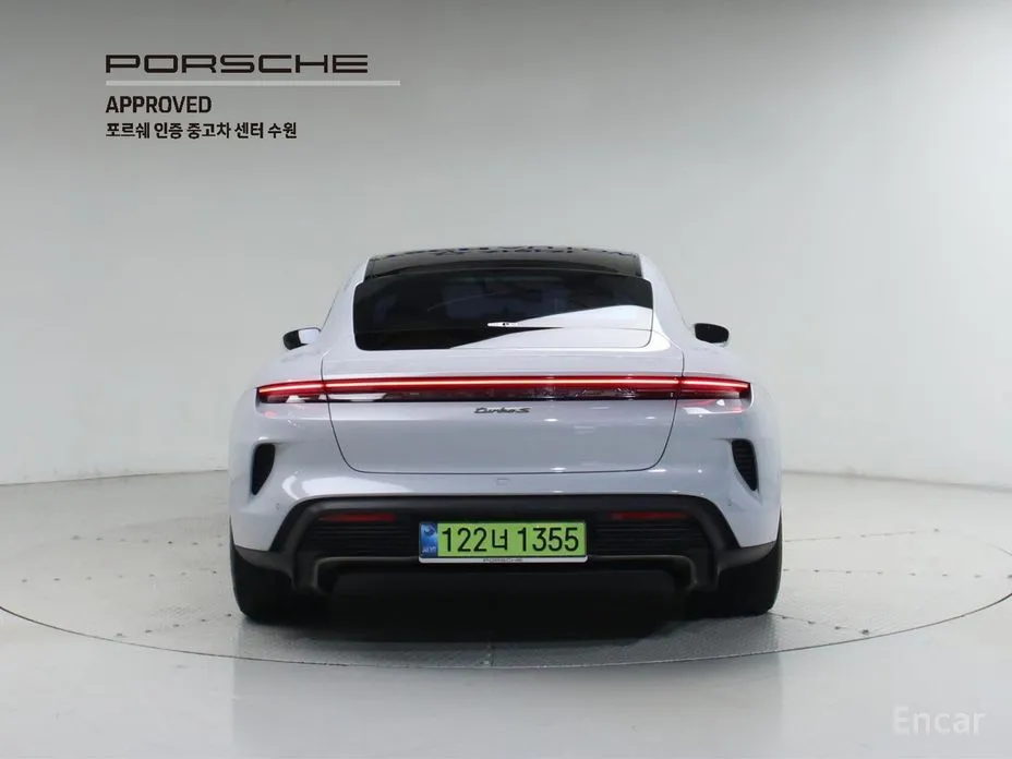 2020 Porsche Taycan