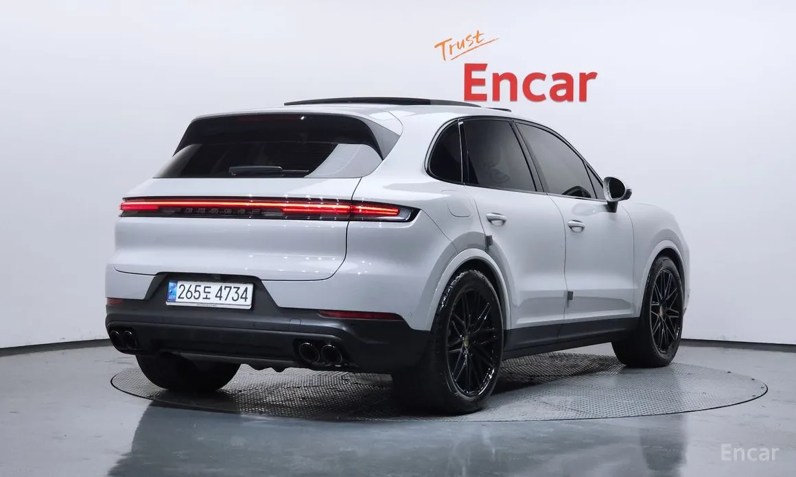 Фото 2 - Porsche Cayenne