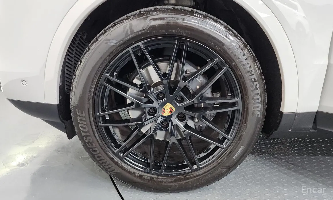 Фото 5 - Porsche Cayenne