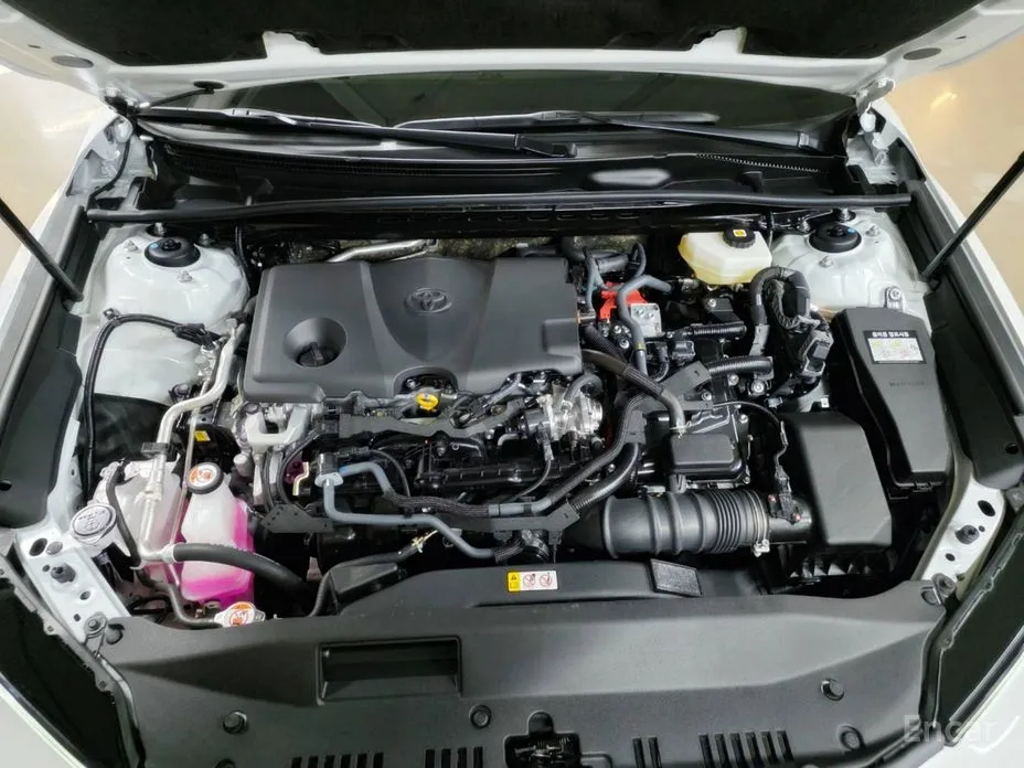 Toyota Camry 2024 2.5 XLE Premium Hybrid