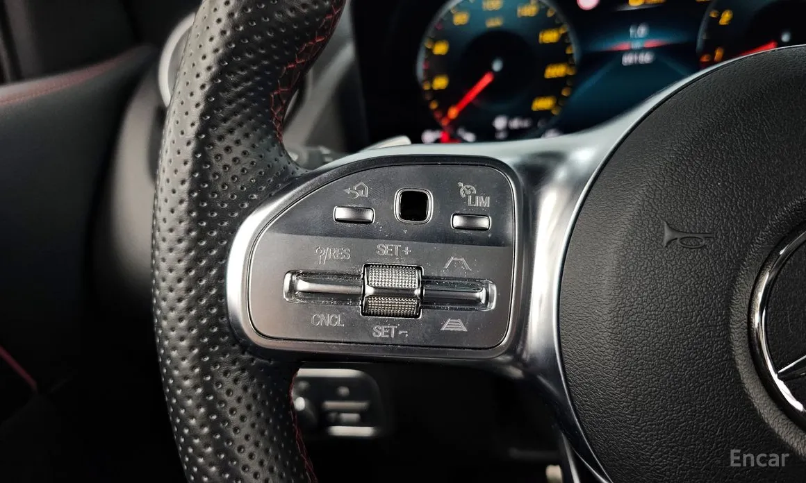 Mercedes-Benz GLA-Class 2020 GLA250 4MATIC