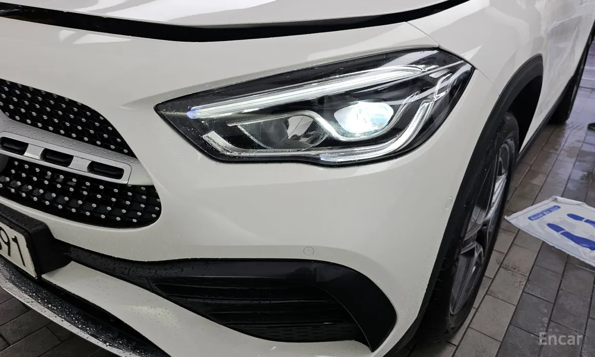 Mercedes-Benz GLA-Class 2020 GLA250 4MATIC