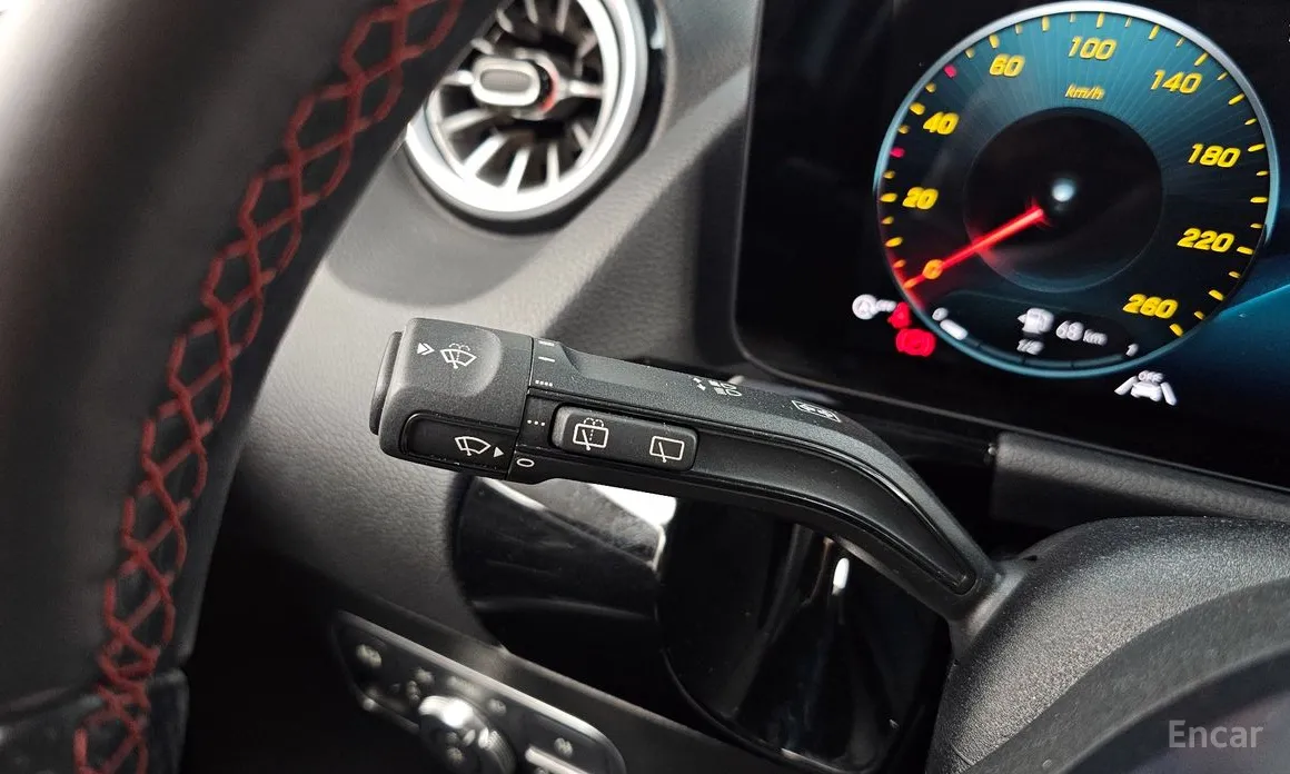 Mercedes-Benz GLA-Class 2020 GLA250 4MATIC