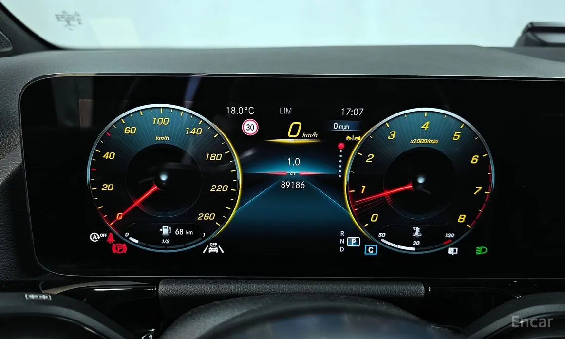 Mercedes-Benz GLA-Class 2020 GLA250 4MATIC