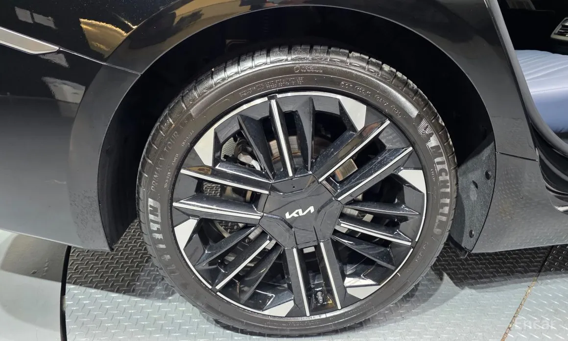 Kia K8 2024 Signature