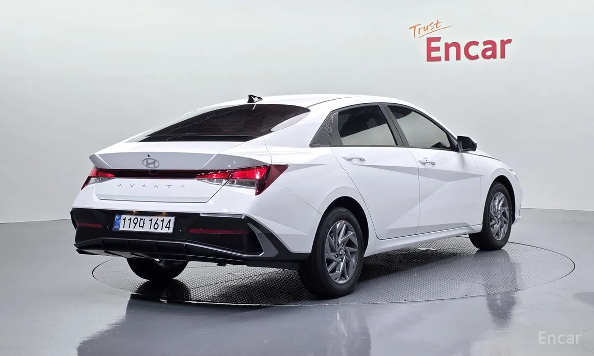 Hyundai Avante 2023 1.6