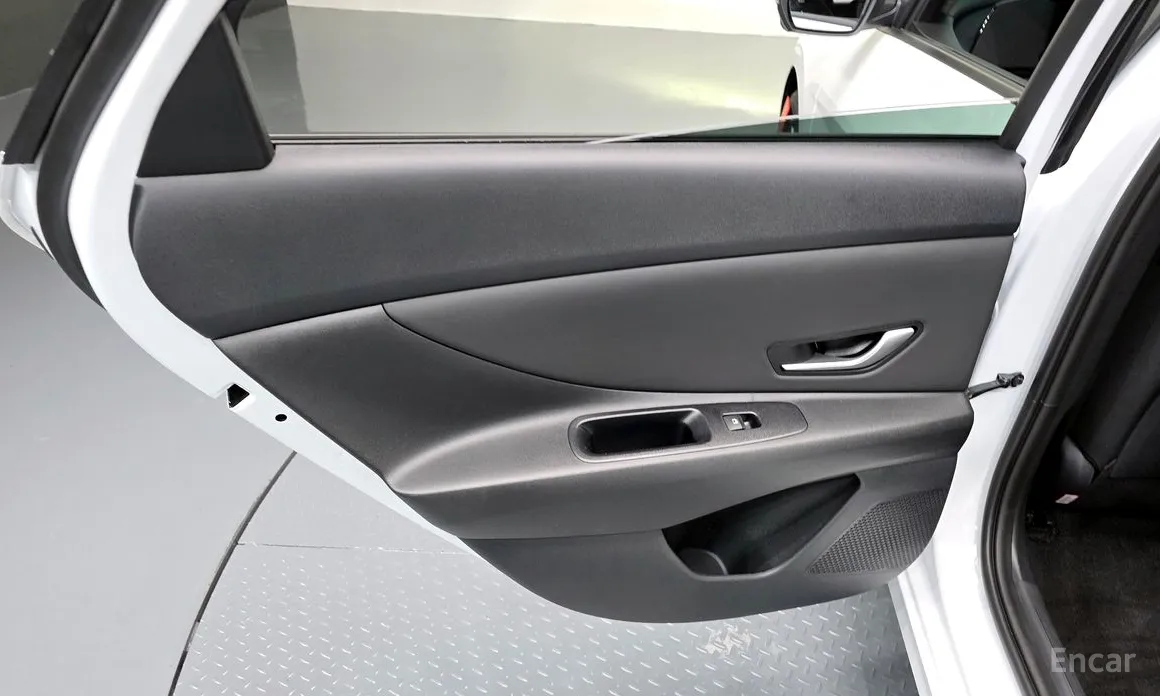 Hyundai Avante 2023 1.6