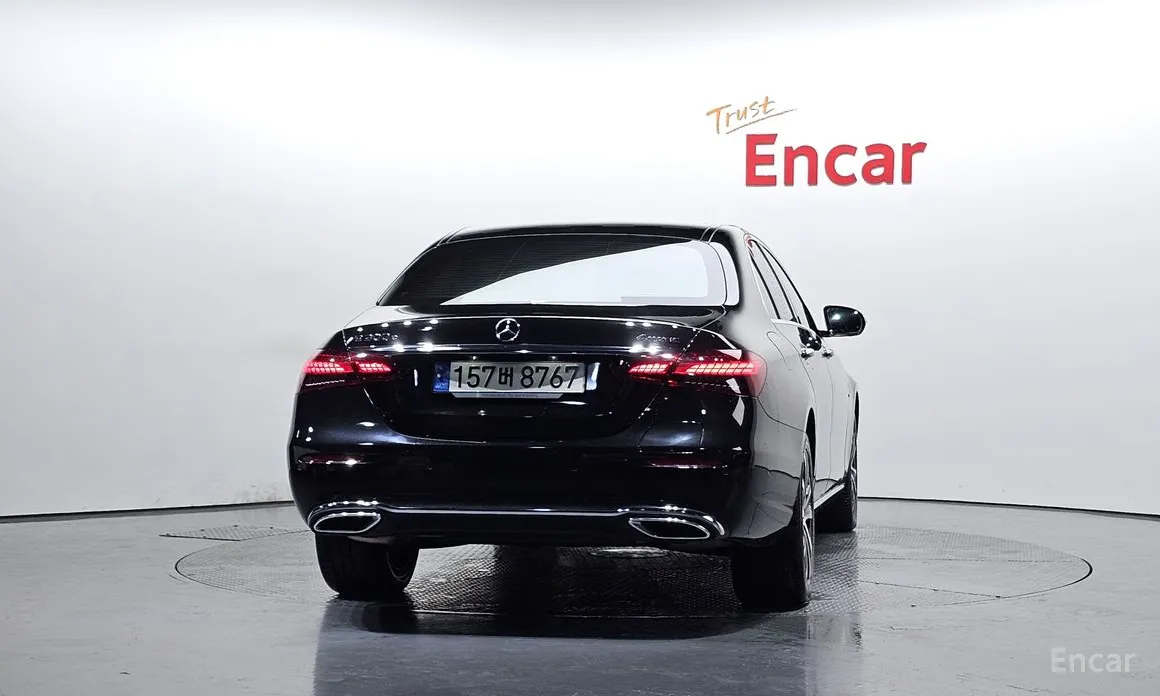 Mercedes-Benz E-Class 2016 E300e 4MATIC Exclusive