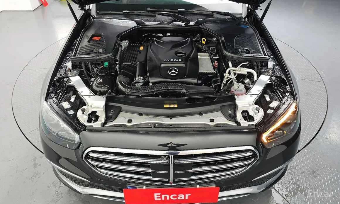 Mercedes-Benz E-Class 2016 E300e 4MATIC Exclusive