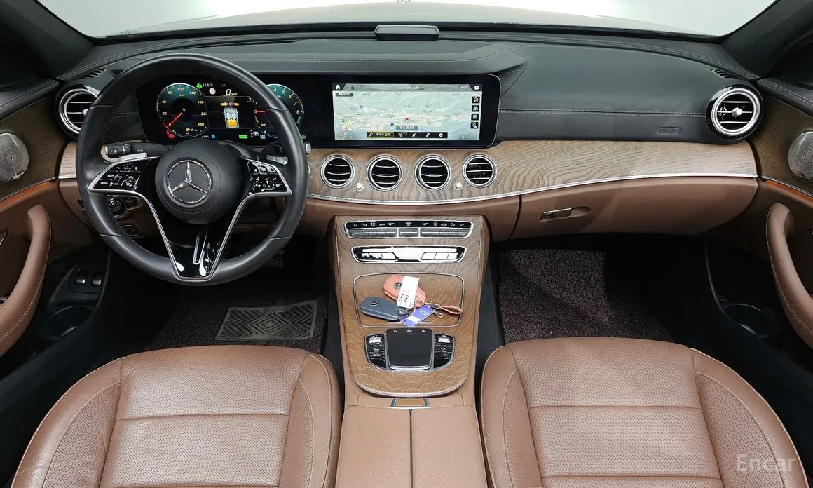 Mercedes-Benz E-Class 2016 E300e 4MATIC Exclusive