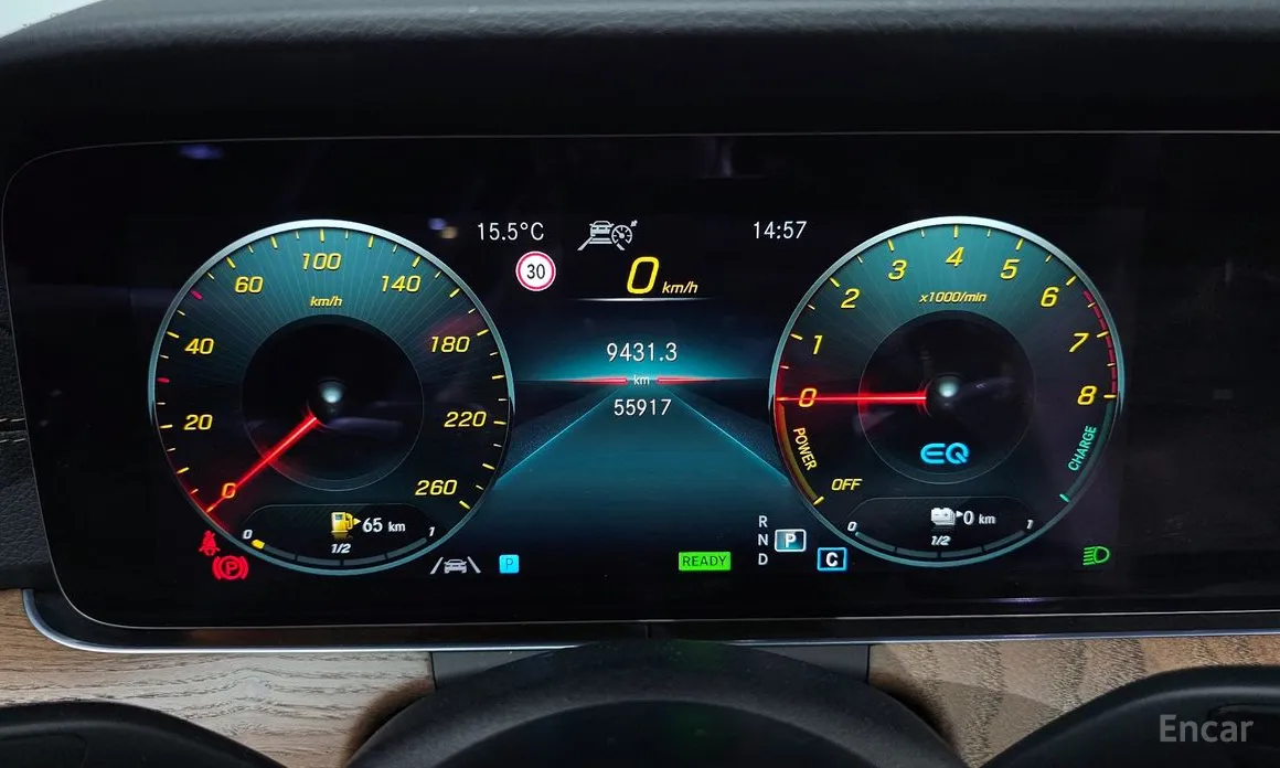 Mercedes-Benz E-Class 2016 E300e 4MATIC Exclusive