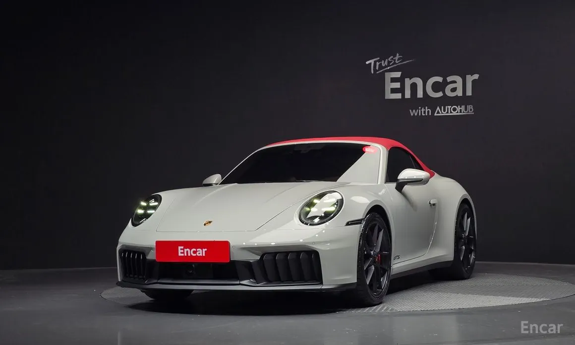 Porsche 911 2019 Carrera 4 GTS Cabriolet