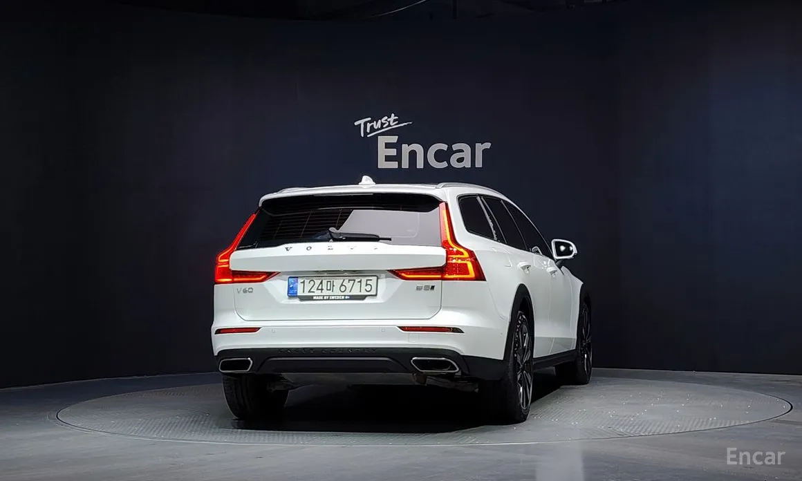 2019 Volvo V60