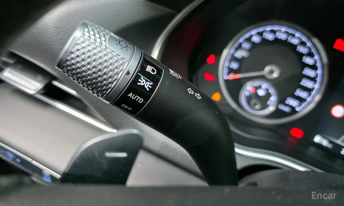 Фото 29 - Genesis GV80