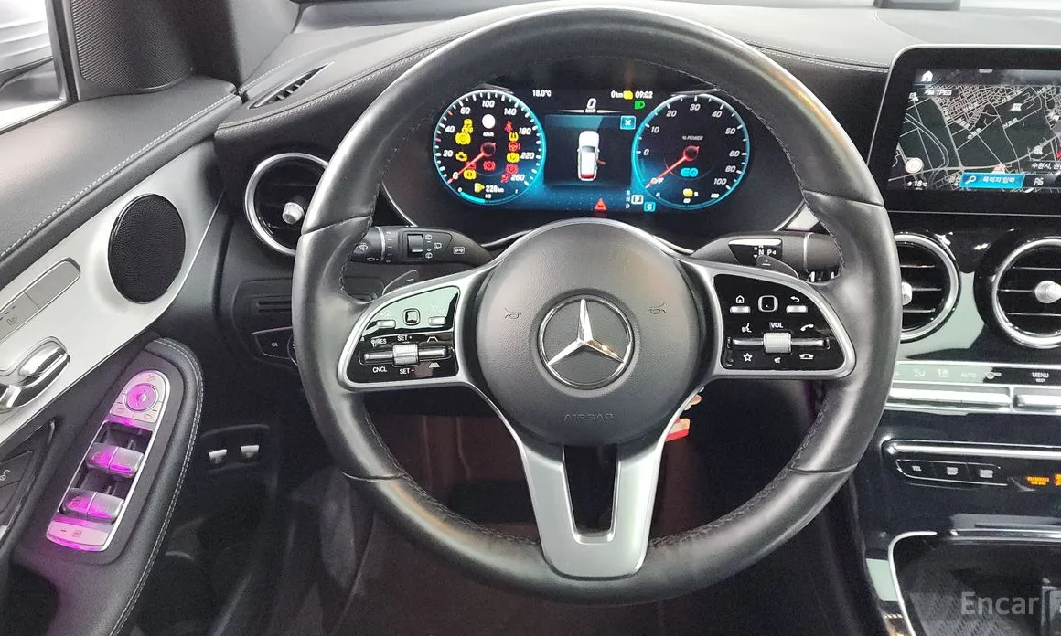 Фото 14 - Mercedes-Benz GLC-Class