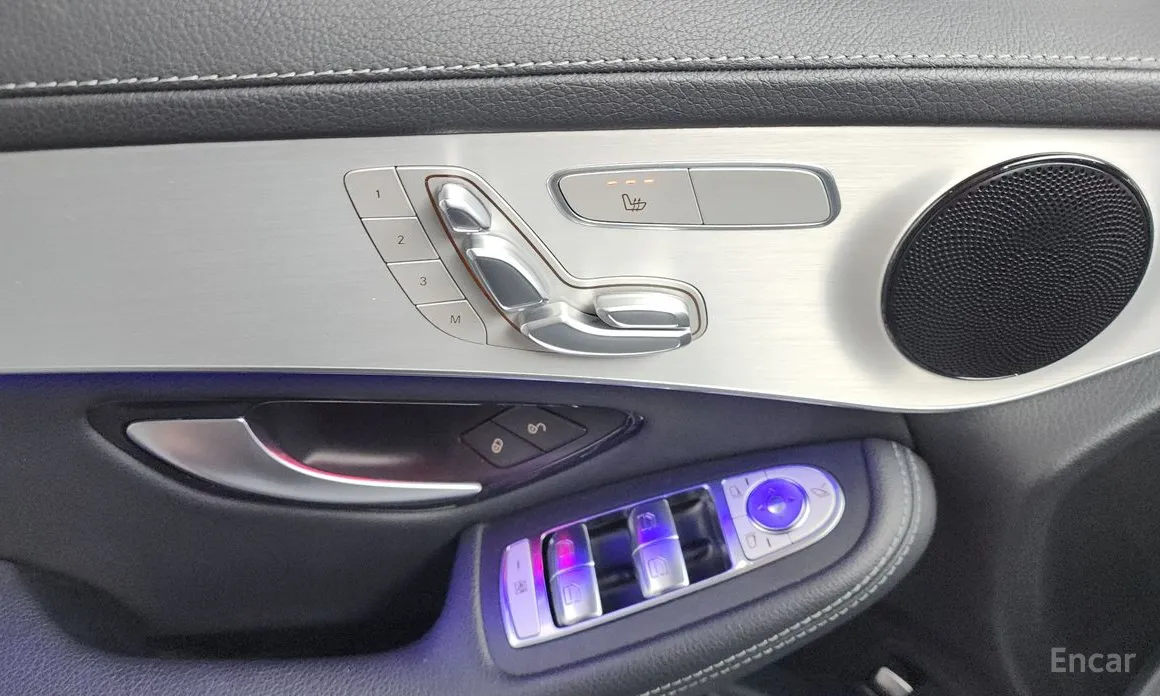 Фото 30 - Mercedes-Benz GLC-Class