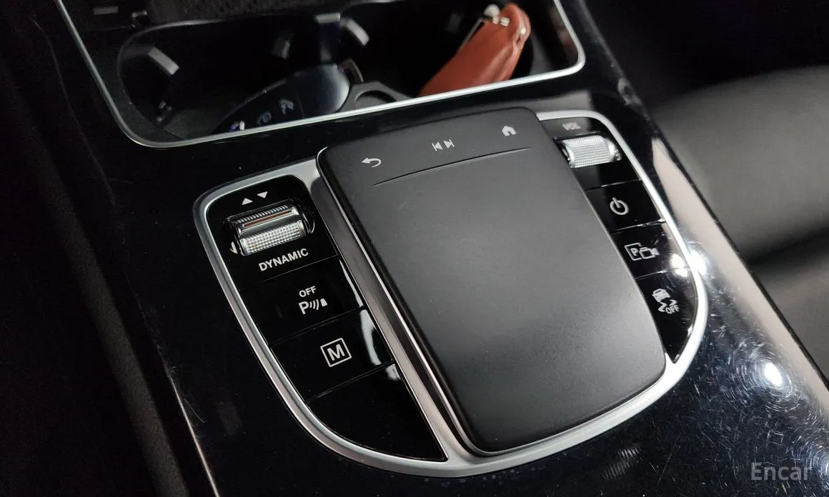 Фото 32 - Mercedes-Benz GLC-Class
