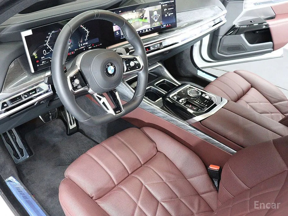 BMW 7 Series 2022 740i xDrive M Sport