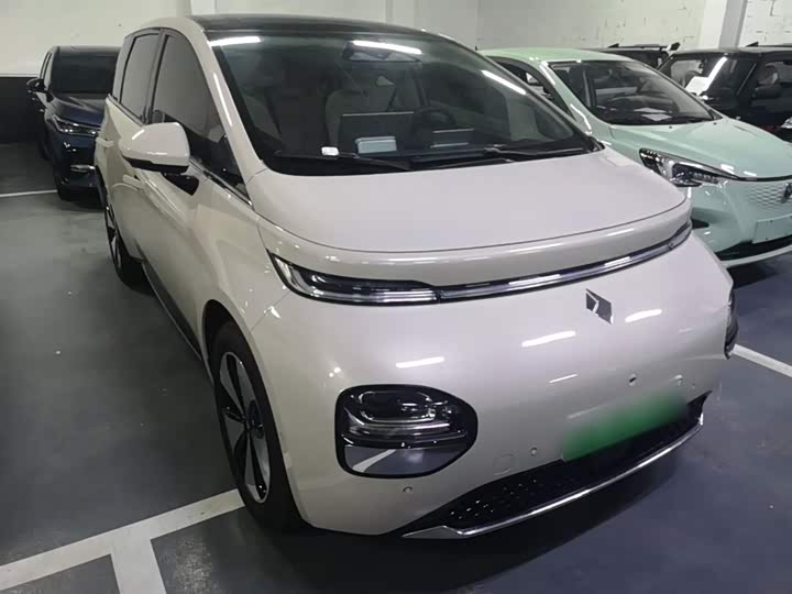 Zdjęcie 4 - Baojun Yunduo