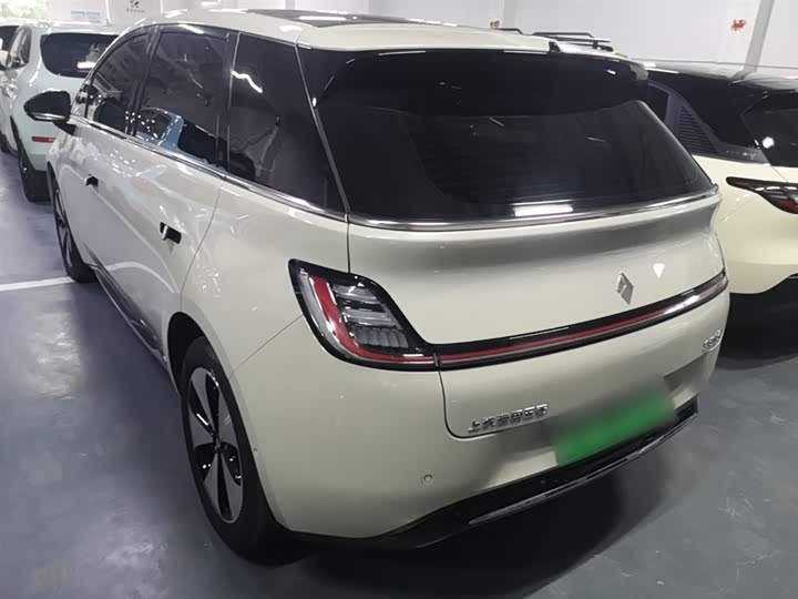 Zdjęcie 5 - Baojun Yunduo