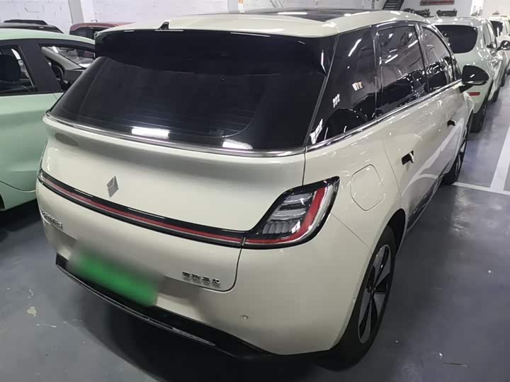 Zdjęcie 7 - Baojun Yunduo