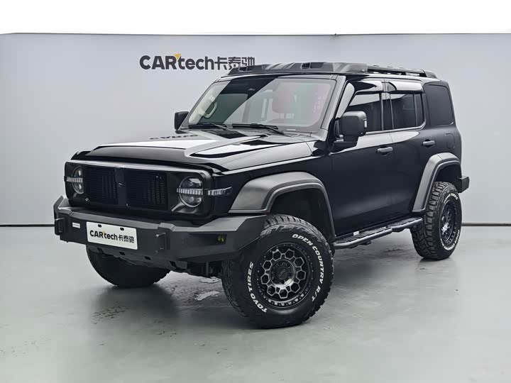 Zdjęcie 1 - Tank 300