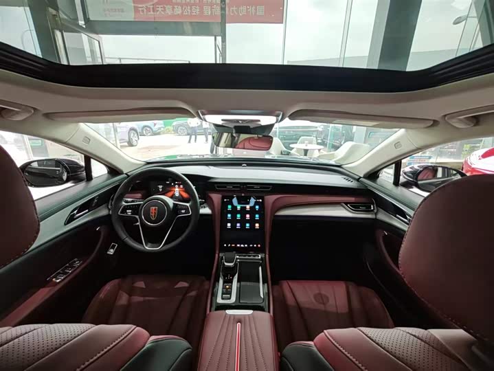 Hongqi H5 2025 2025款 2.0T 自动旗畅版